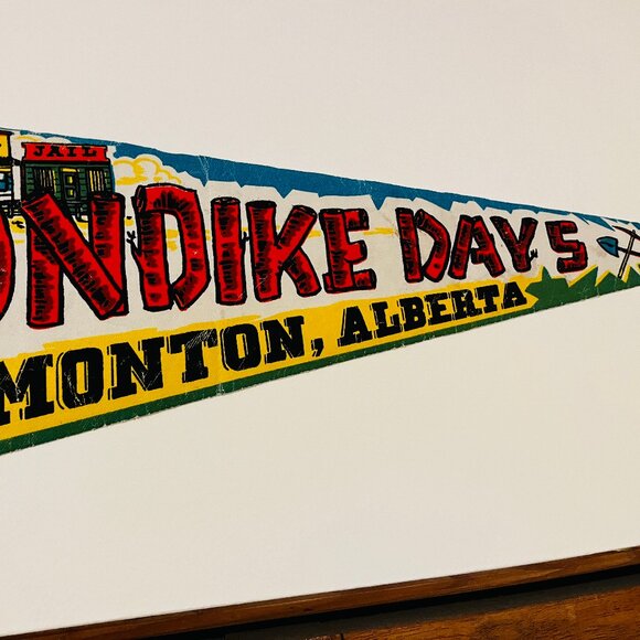 Vintage Edmonton, Alberta Klondike Days Felt Pennant - Picture 4 of 5